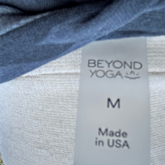 Beyond Yoga Camouflage Tank Tee Shirt | Size Medium - Picture 7 of 8